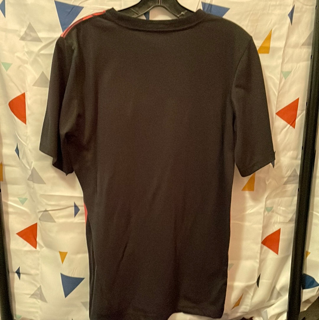 Jordan Fractile Shirt. Youth XL
